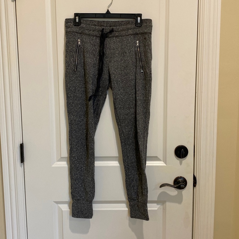 American Eagle Joggers